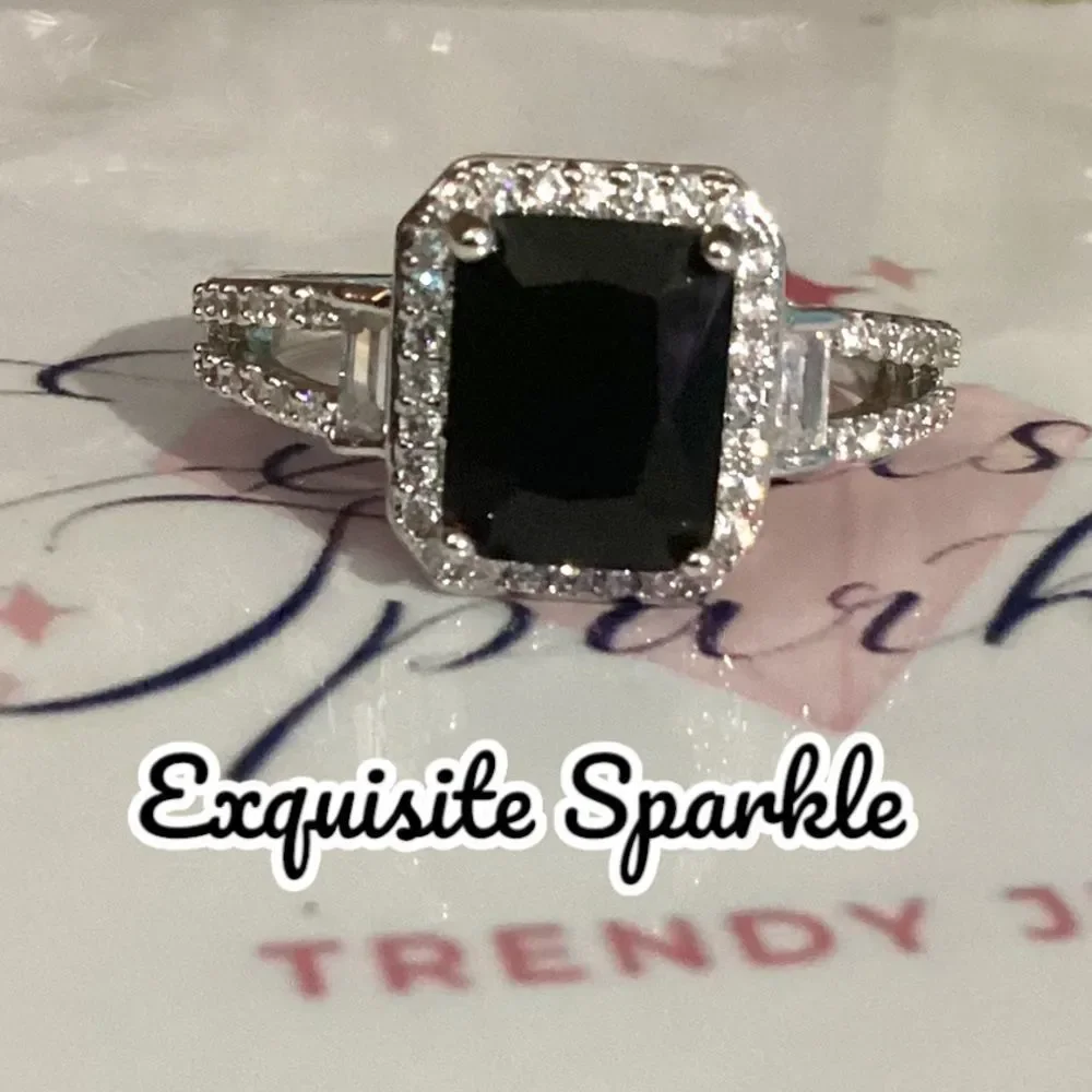🖤Black Emerald Cut Cz Diamond Halo Ring